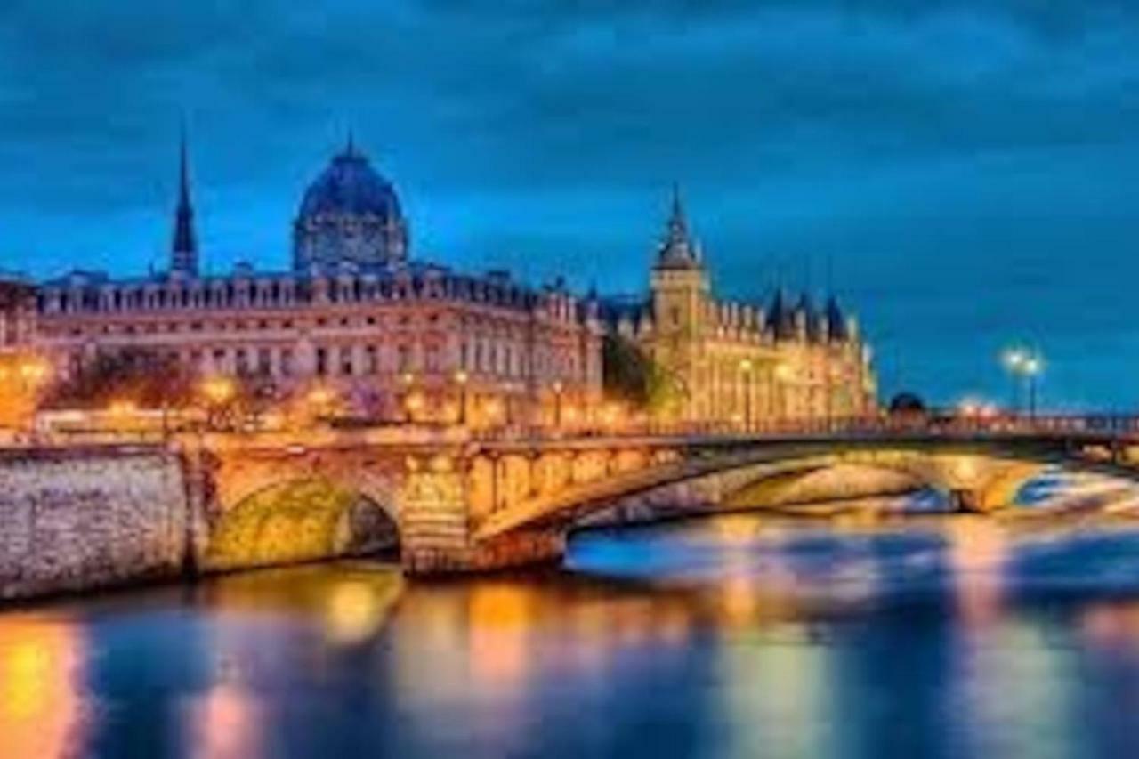 Charmant Studio Equipe Proche Paris Et Versailles Шавил Екстериор снимка